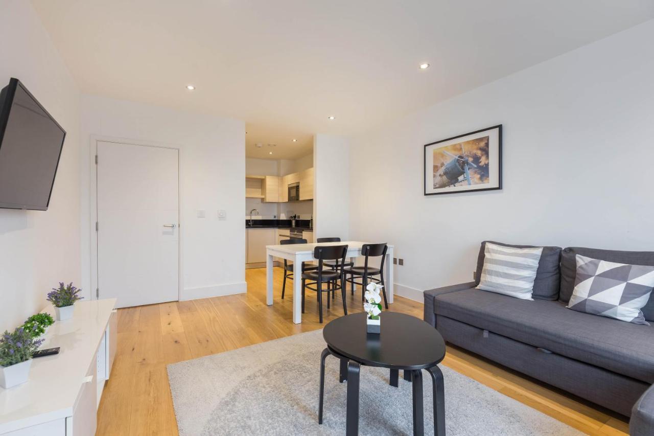 Portobello Apt With Floor-To-Ceiling Views Лондон Екстер'єр фото