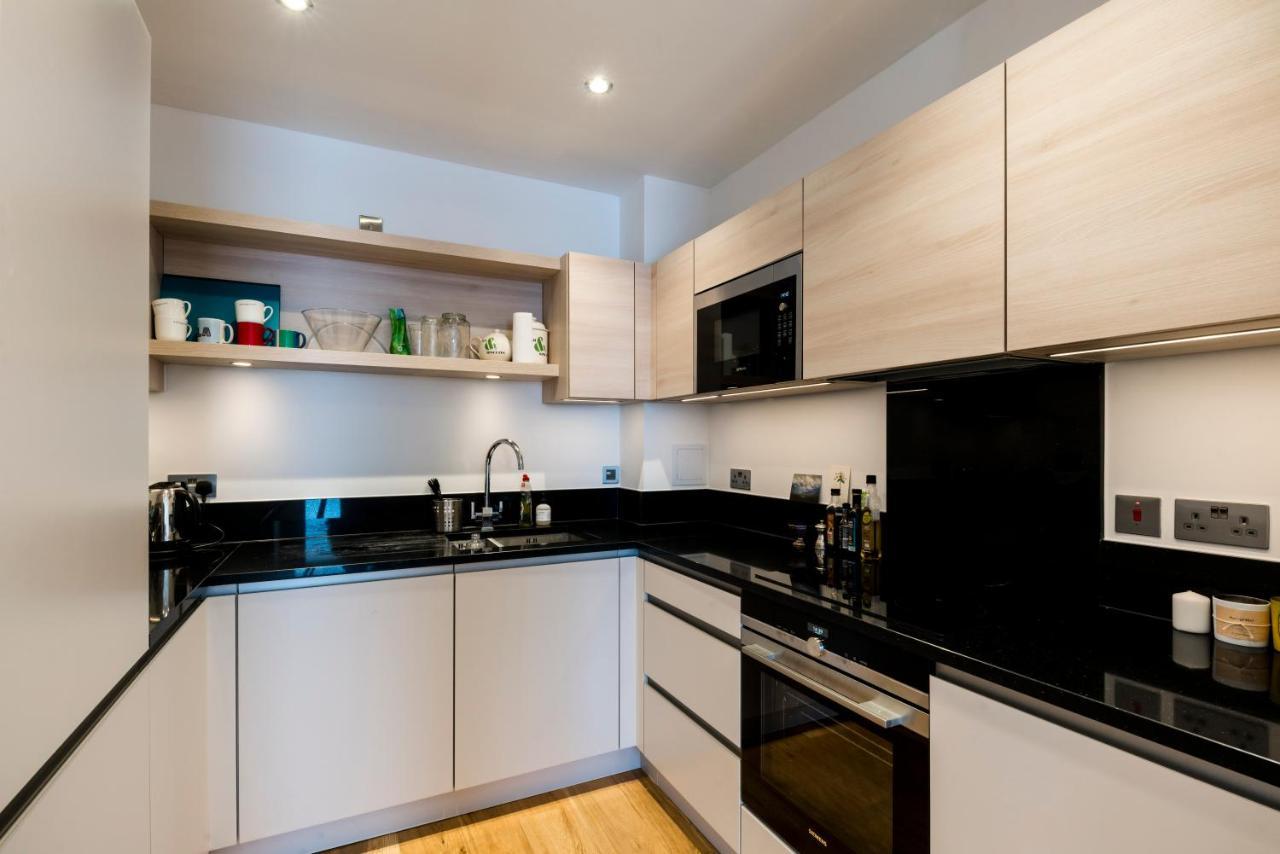 Portobello Apt With Floor-To-Ceiling Views Лондон Екстер'єр фото