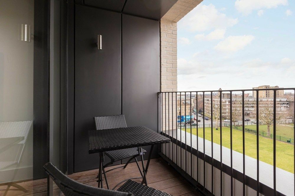 Portobello Apt With Floor-To-Ceiling Views Лондон Екстер'єр фото